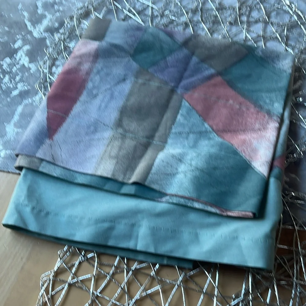 Valance for large window - contemporary pattern - pastel colors